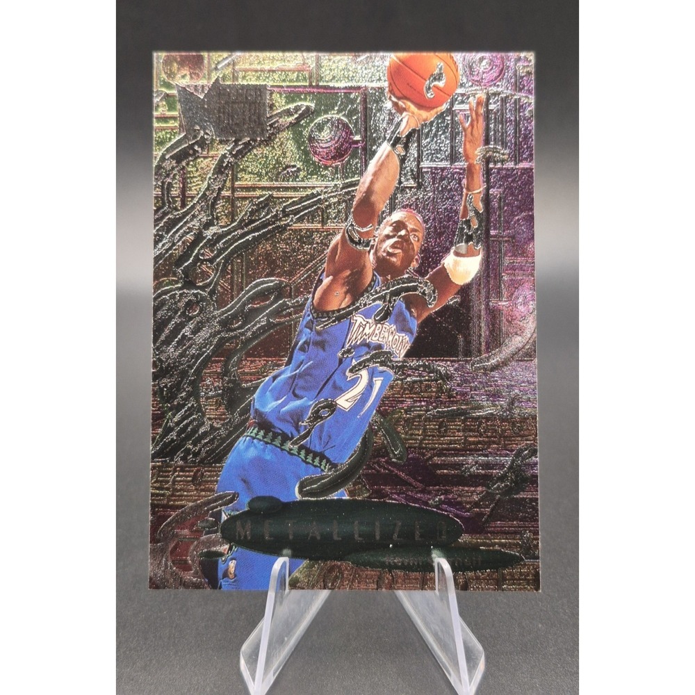 1996-97 Fleer Metal Kevin Garnett Metallized #224 Insert Minnesota Timberwolves